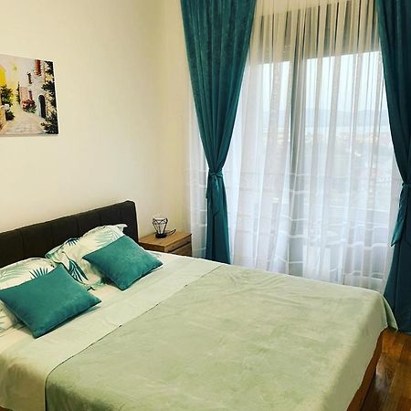 Apartman Iva Tivat Ngoại thất bức ảnh